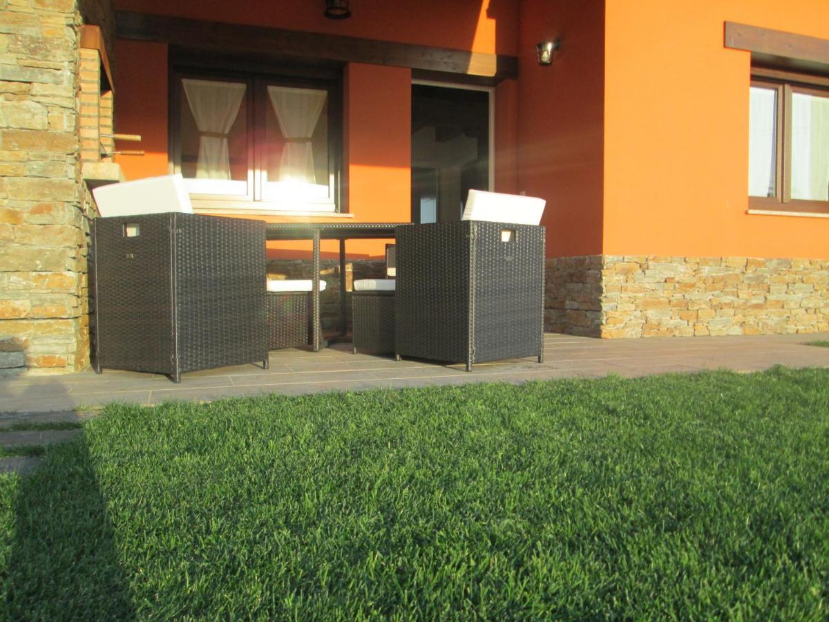 Apartamentos Fonte Villar Navia Exterior foto